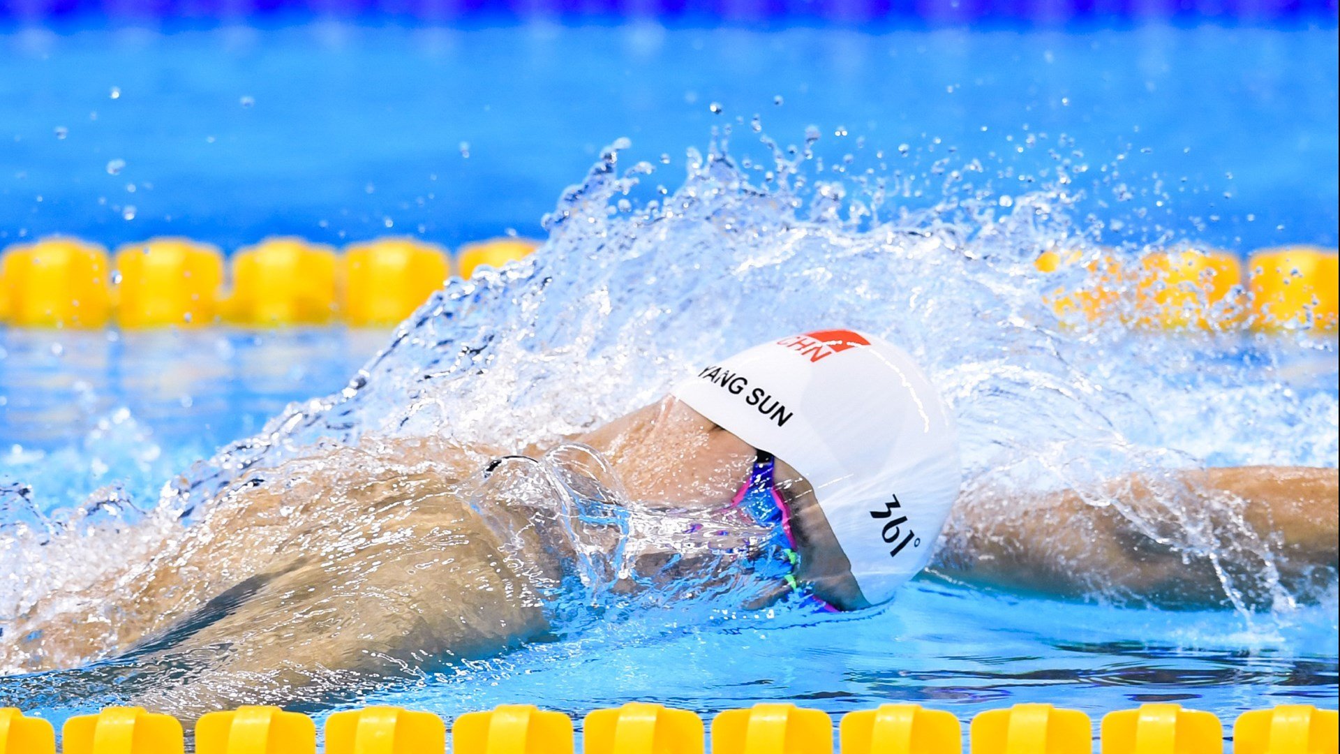 kaiyun 开云体育-中国赛车手获世界耐力赛冠军，创历史新高，赛车耐力赛规则